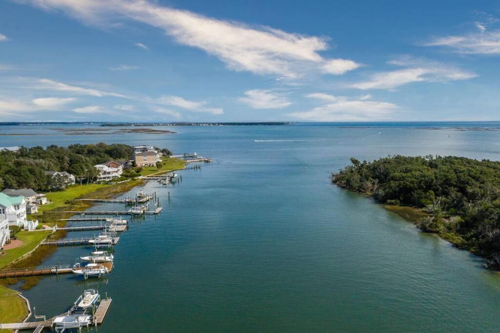 Villa Beau Coast Getaway à Beaufort Extérieur photo